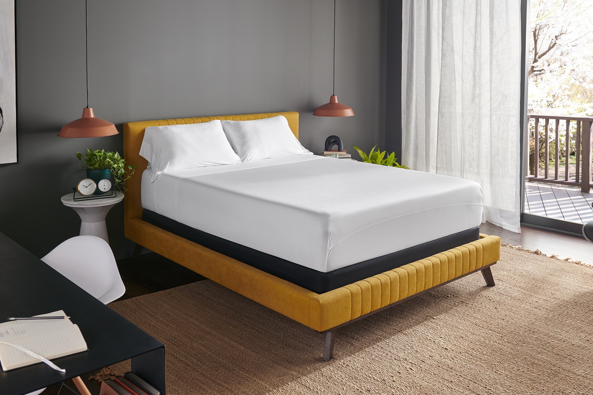 Tempur-Pedic Breeze Sheets white in a styled room