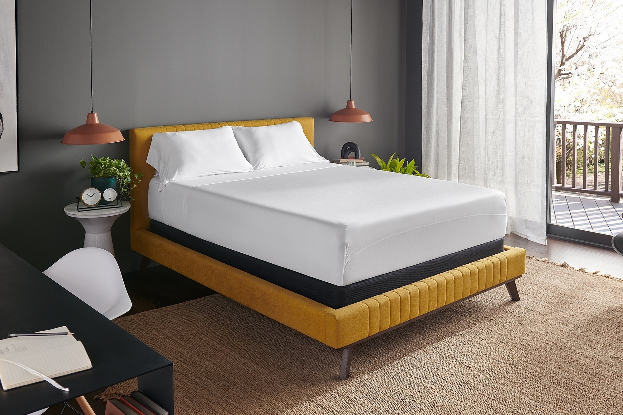 breeze sheet white styled room